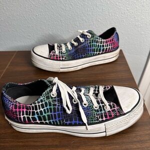 Converse Women's Digital Daze Platform Low top. Women’s 9